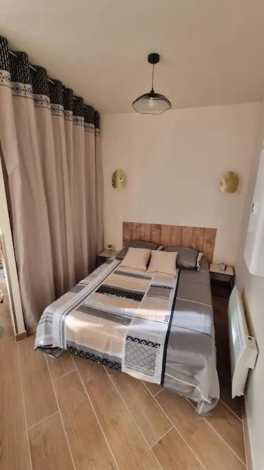 Studio Refait A Neuf Classe 3 Etoiles Châtel-Guyon فرنسا